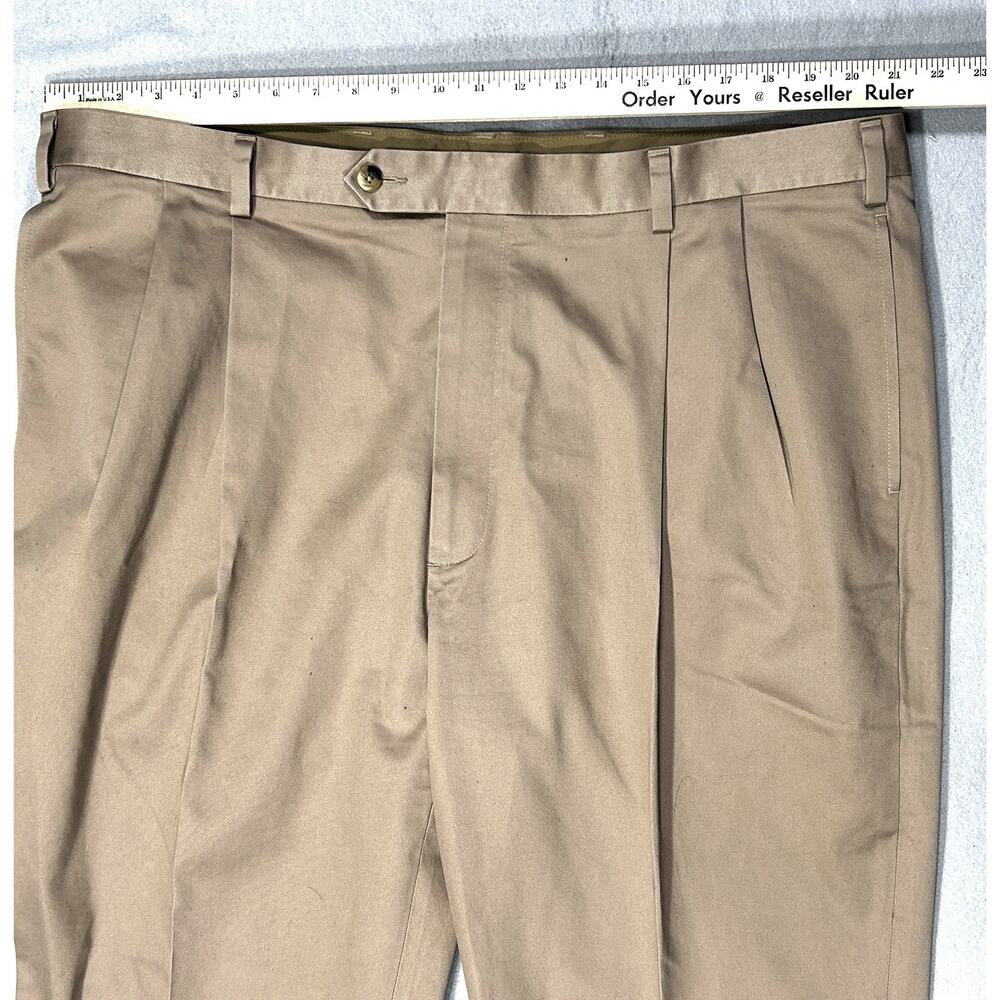 Joseph A. Banks Traveler's Collection Men's 44 X 28 Pleated Cotton Khakis Pants - Picture 4 of 10